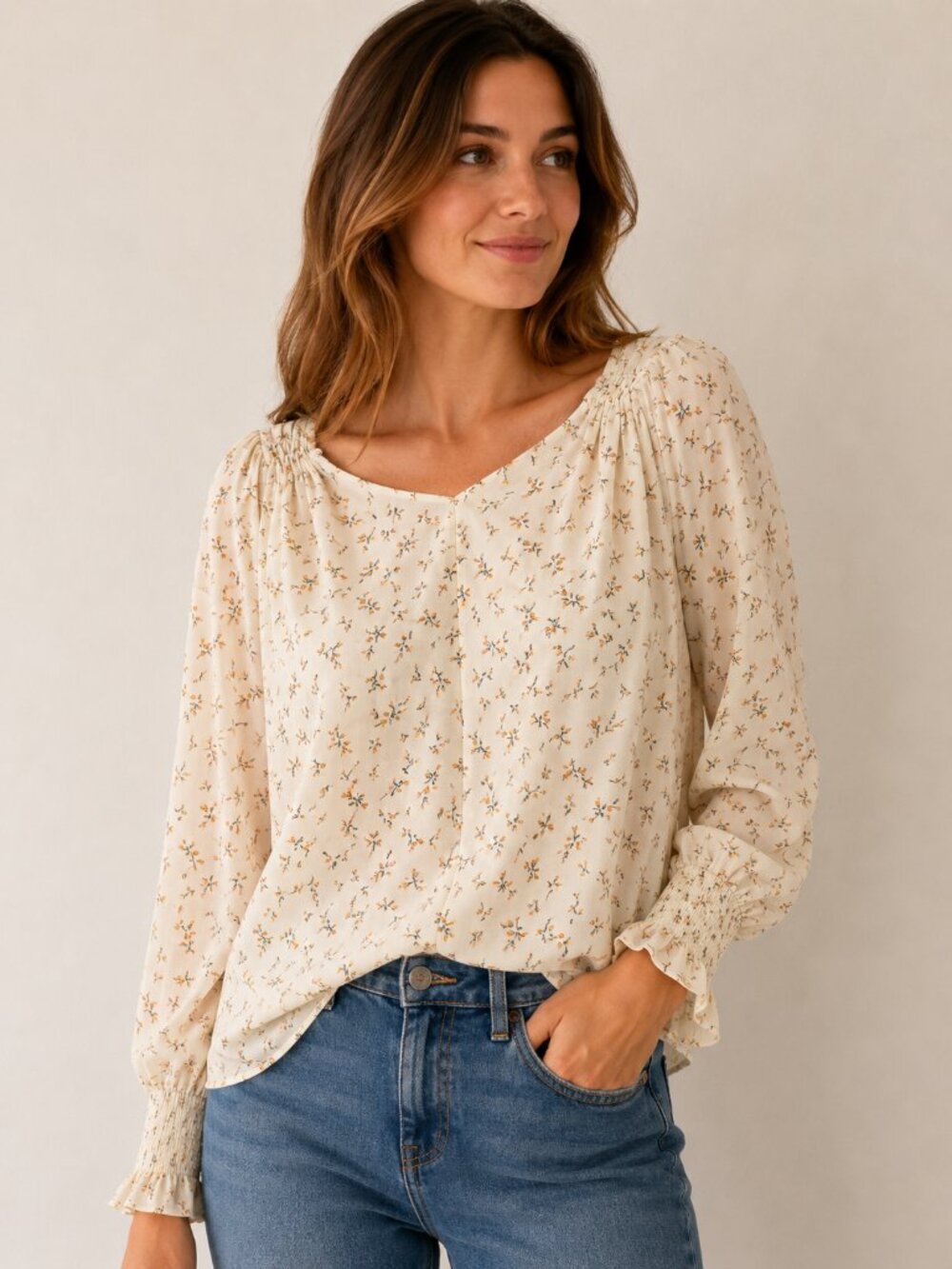 RW&CO White Floral Long Sleeve Blouse Women’s Small Smocked Cuffs